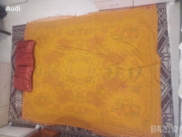 Ковертюра покривало за голямо легло с размери 160см на 200см. Комплект с две ковертюрени възглавничк, снимка 3 - Покривки за легло - 42759413