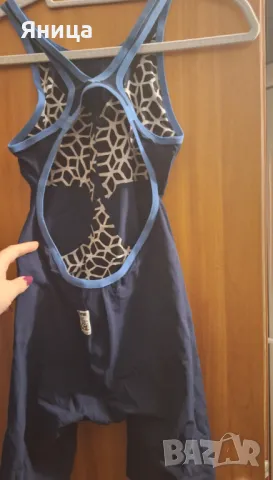 Продавам спешно!!! Arena carbon air2, снимка 2 - Водни спортове - 49089271