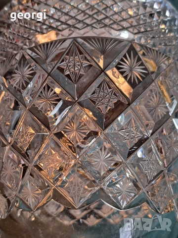 масивна кристална фасетирана ваза със столче Bohemia , снимка 10 - Вази - 54164030