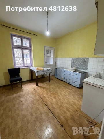 Етаж от къща с паркомясто в кв. Училищни , снимка 8 - Етаж от къща - 54364448