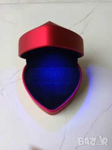 Кутийка за пръстен сърце светеща, кутийка за пръстен, кутийка за бижута, кутия