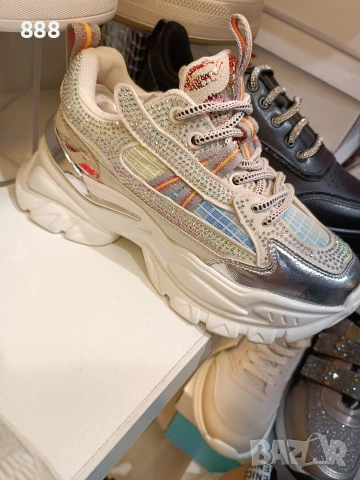 дамски обувки маратонки , снимка 3 - Дамски ежедневни обувки - 53162067