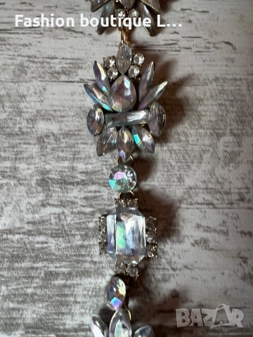 Бижу за цялото тяло с цветни камъчета които минават през гърдите и златен синджир за врата и талията, снимка 8 - Колиета, медальони, синджири - 52119708