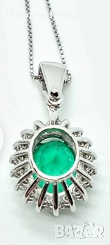 Обеци и колие 18к бяло злато изумруд и диаманти , снимка 6 - Обеци - 52374688