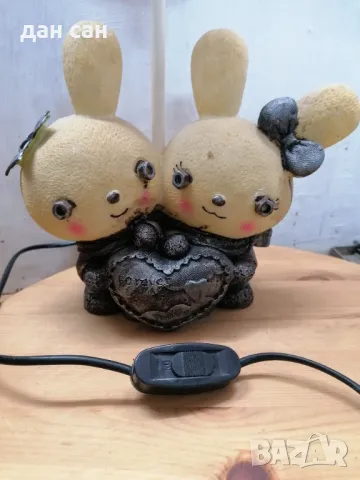 Стийм Пънк лампа с влюбени зайчета уникат , снимка 2 - Настолни лампи - 47693803