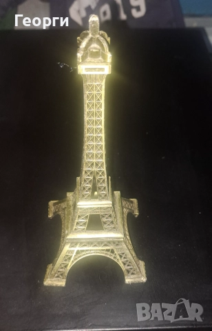 Статоетка Айфеловата кула