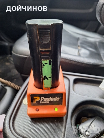 пистолет за пирони, снимка 4 - Други машини и части - 51919895