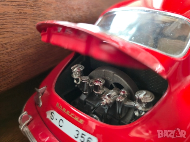 BBURAGO метална колекционерска количка PORSCHE 356B COUPE 1961г. 1:18, снимка 12 - Коли, камиони, мотори, писти - 51993902