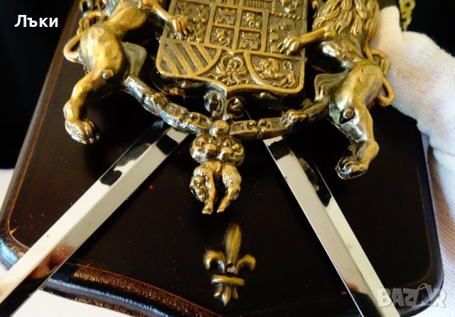 Пано за стена герб с корона,лъв,меч., снимка 10 - Пана - 38493345