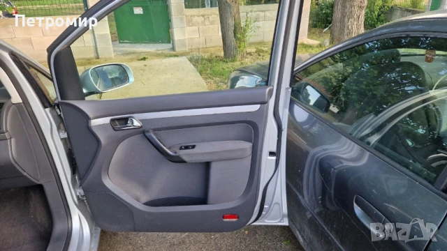 VW Touran 2.0 TDi 136hp.На части
0️⃣8️⃣8️⃣5️⃣8️⃣3️⃣6️⃣4️⃣9️⃣1️⃣, снимка 11 - Автомобили и джипове - 50576104