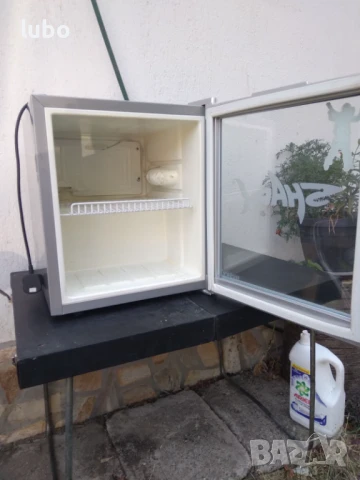 Хладилна витрина , снимка 2 - Витрини - 51357991