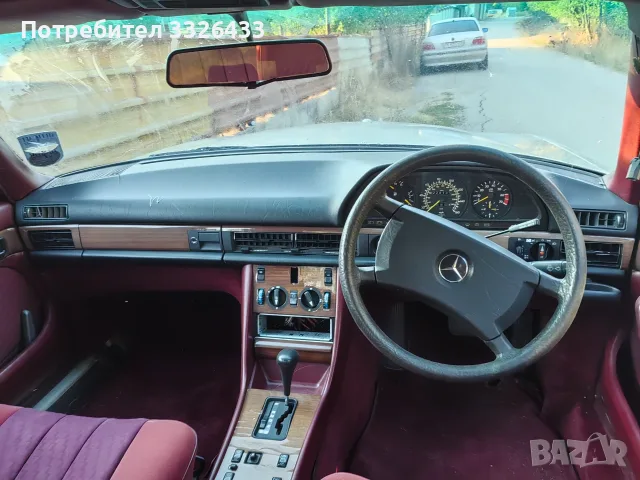 Мерцедес W115 300SE , снимка 10 - Автомобили и джипове - 56202276