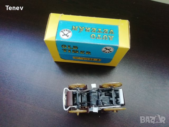 Igra Old Timer Tatra President 1/36 колекционерска количка фаетон с кутия , снимка 14 - Колекции - 42920698
