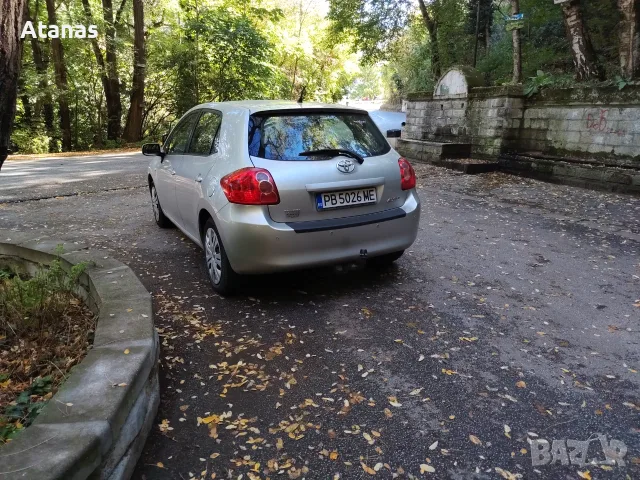 Toyota Auris 1.6 с газова уредба, снимка 7 - Автомобили и джипове - 56543459