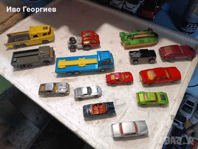 продавам лот на Мачбокс в мащаб 1:64 и 1:43