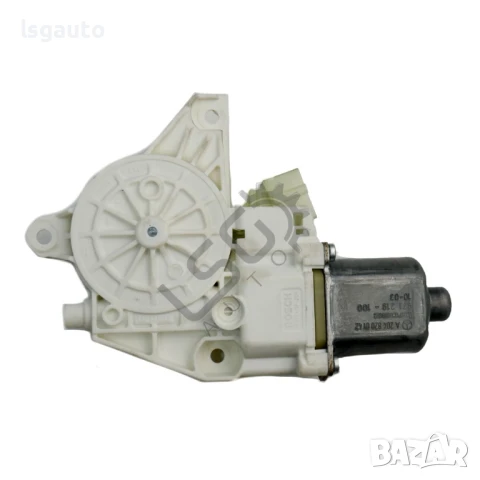 Моторче преден ляв ел. стъклоповдигач Mercedes-Benz E-Class (W212) 2009-2016 ID:147661, снимка 2 - Части - 50906101