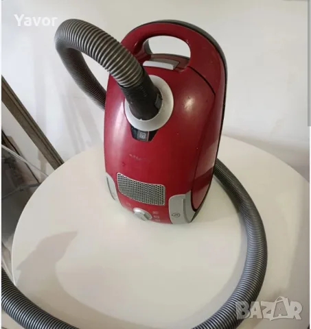 Прахосмукачка MIELE 1800W , модел S4210, снимка 3 - Прахосмукачки - 56464340
