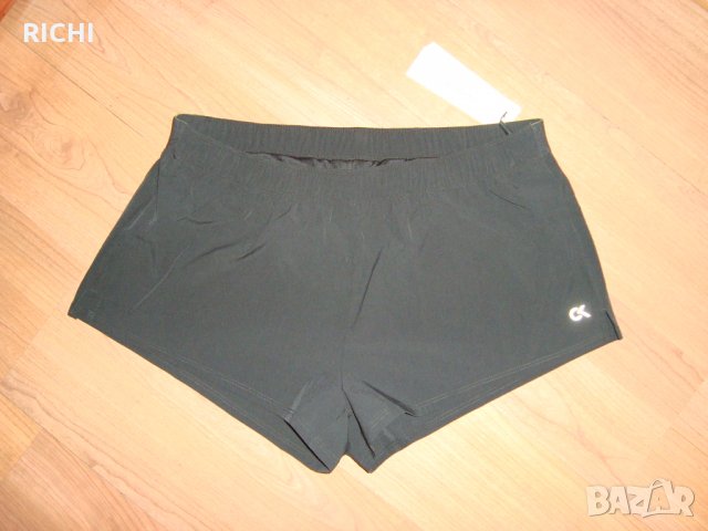 Calvin Klein нови шорти, снимка 5 - Къси панталони и бермуди - 30993436