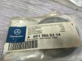 A6011860214**NEU**Оригинална част на Mercedes,КАПАЧЕ НА МАСЛЕНА ПОМПА, снимка 1