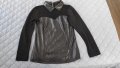 Черна блузка с кожена якичка , снимка 1 - Блузи с дълъг ръкав и пуловери - 40205233