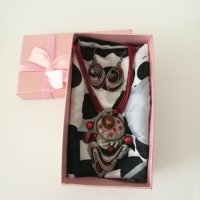 Дамски комплекти шал, колие и обеци в подаръчна кутия , снимка 11 - Подаръци за жени - 31467934