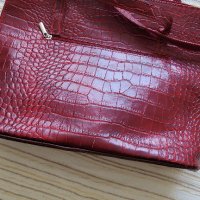 Продавам дамска чанта естествена кожа , снимка 2 - Чанти - 42205124