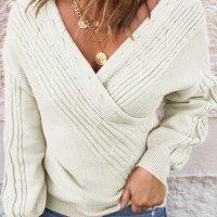 Дамски пуловер в бяло, снимка 4 - Блузи с дълъг ръкав и пуловери - 42781565