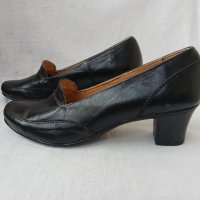 Нови кожени български обувки, снимка 2 - Дамски обувки на ток - 42299755