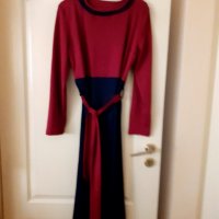 Прекрасна, стилна , дълга рокля в червено и синьо, снимка 1 - Рокли - 32025121