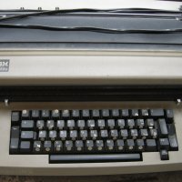 Пишеща машина IBM 196 C / 6705, снимка 1 - Антикварни и старинни предмети - 34956755