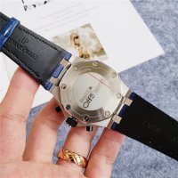 Мъжки часовник Audemars Piguet Royal Oak Offshore Navy Blue Chronographс кварцов механизъм, снимка 8 - Мъжки - 37648712