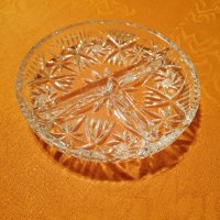 Кристална чиния за разделно сервиране, снимка 1 - Чинии - 31543721