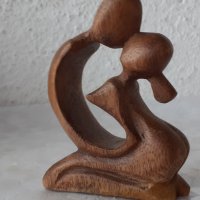 любов целувка дървена фигура статуетка дърворезба, снимка 2 - Статуетки - 37053453