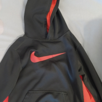 Nike суичър за 10 г дете, носен веднъж , снимка 1 - Детски анцузи и суичери - 44730732