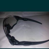 Нови фотохромни очила Oakley , снимка 2 - Слънчеви и диоптрични очила - 31512810