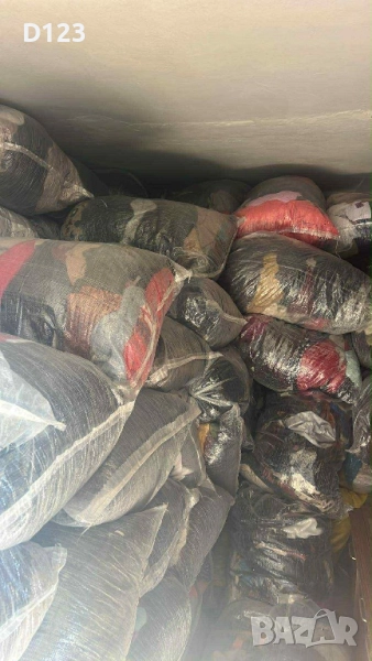 Втора употреба дрехи, снимка 1