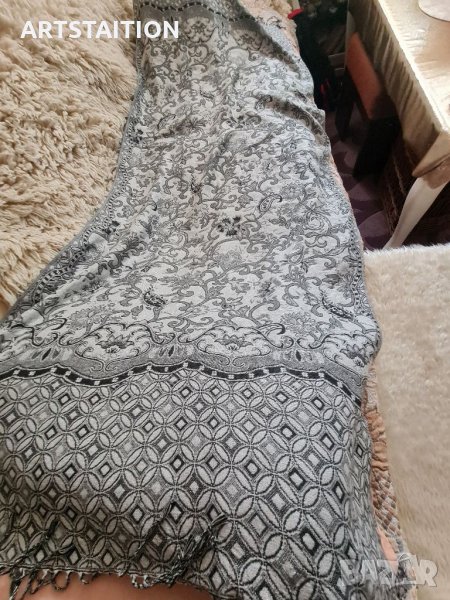 Голям кашмирен шал със сребърни ламени нишки, снимка 1