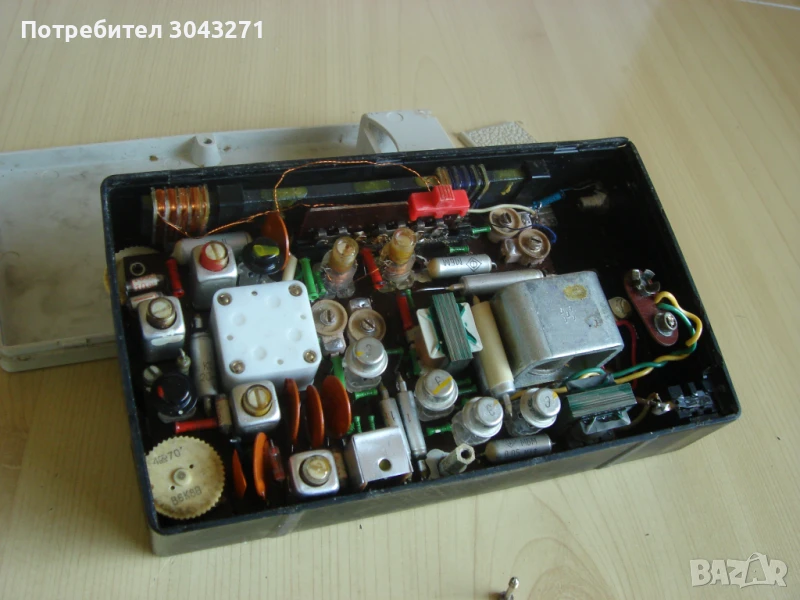 Съветско портативно радио - СОКОЛ - 7 транзистора, снимка 1