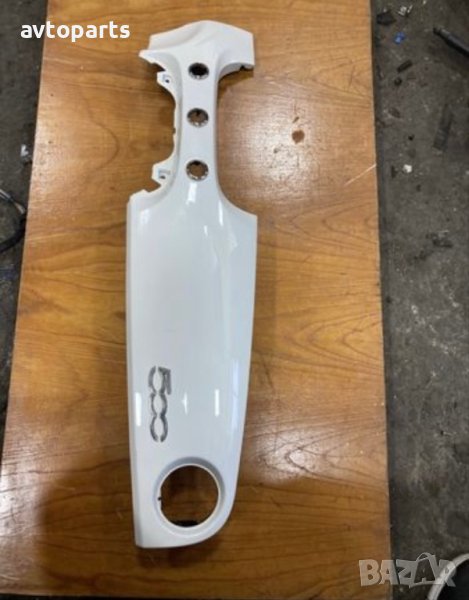 Fiat 500 coupe 2011година Лайсна в табло, снимка 1