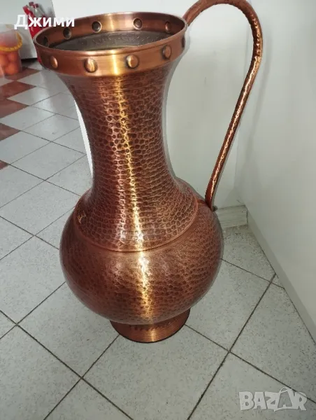 кован мед ваза за цветя, снимка 1