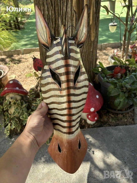 Маска за стена от дърво 50см., снимка 1