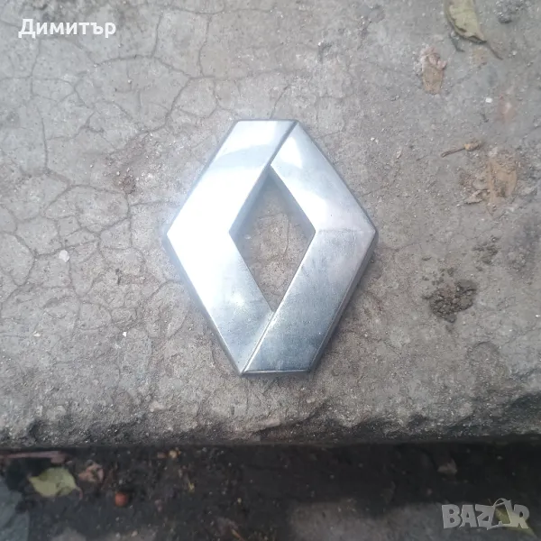 Емблема Преден Капак За Рено Меган 2000г / Renault Megane 2000y, снимка 1