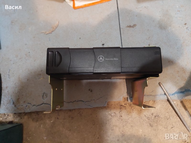 Продавам CD Чейнджър и Тв тунер за Mercedes, снимка 1