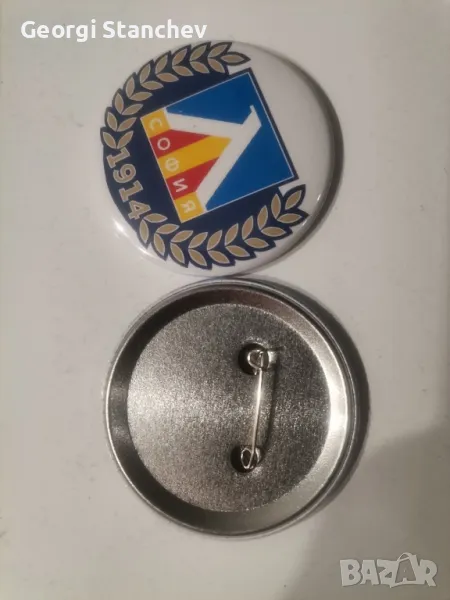 Значки и магнитни на Левски София , снимка 1