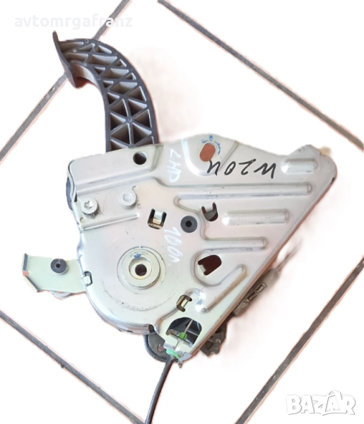 PP204427 ПЕДАЛ НА РЪЧНА СПИРАЧКА ЗА MERCEDES W204, снимка 1