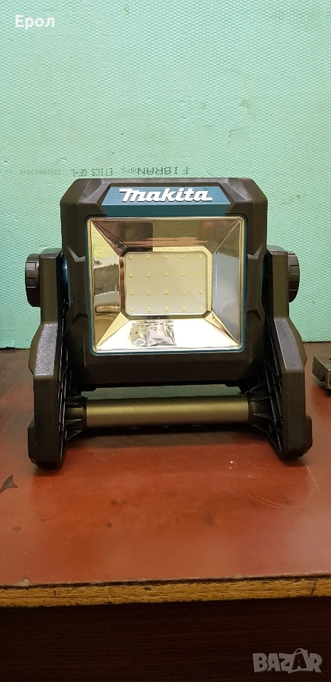 MAKITA-Фенер, снимка 1