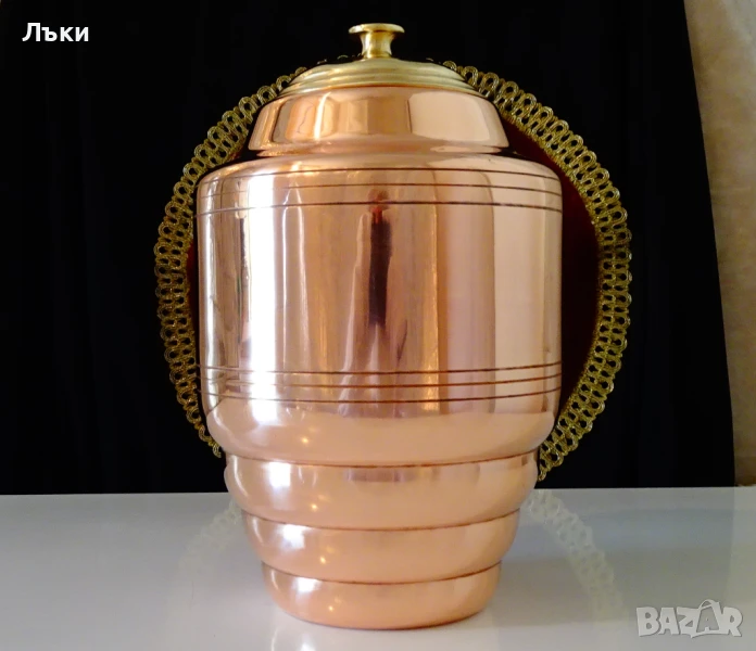 Медна делва,урна,меден съд с капак 2 литра. , снимка 1
