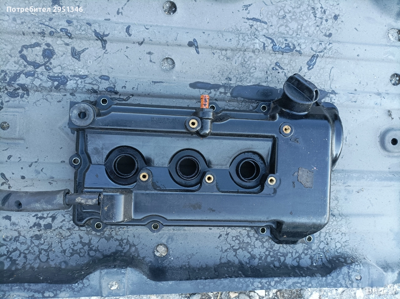 Капак клапани Mitsubishi Space Star Mirage 1.0, снимка 1