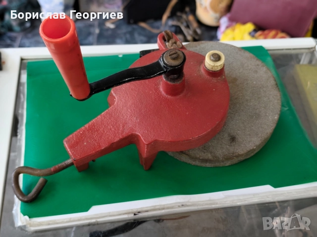 Стар ръчен шмиргел, снимка 3 - Други инструменти - 51733063