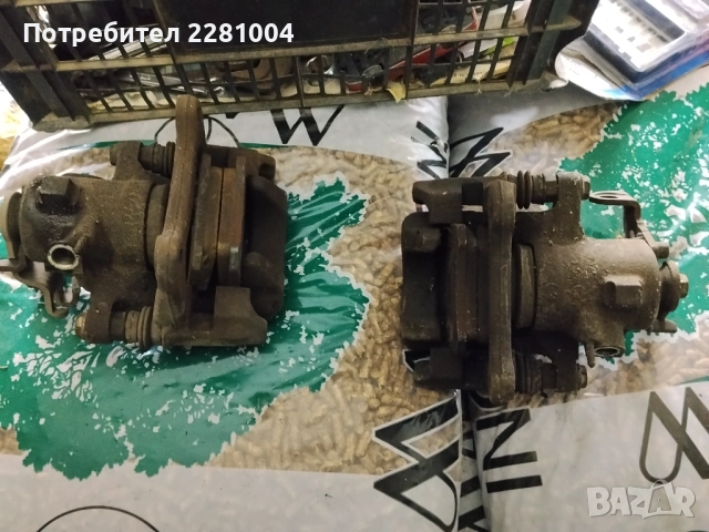 Ауди а4 б6 задни спирачни апарати, снимка 3 - Части - 52554221